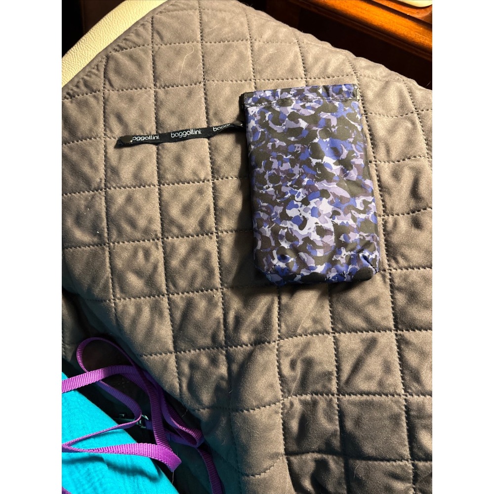 Baggallini Blue Purple Camouflage Nylon Squeeze Top Eyeglass Case Pouch - Picture 4 of 4